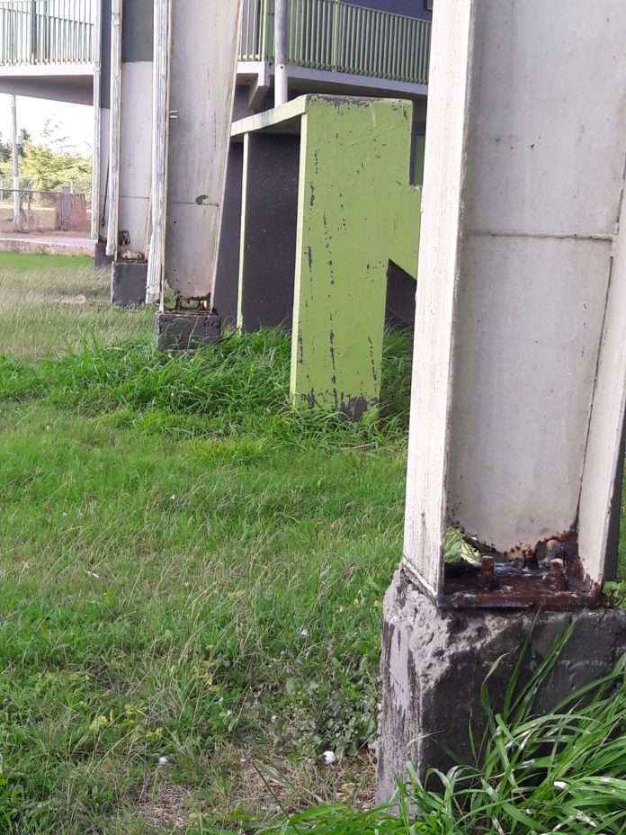 Deterioro Cancha del Coqui